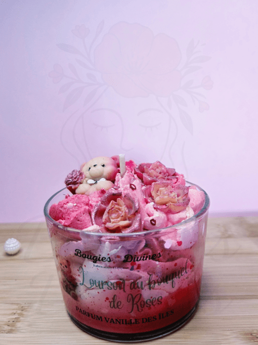 Bougie - L'Ourson au bouquet de roses - Parfum Vanille des îles